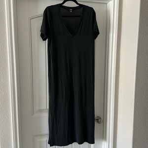 Black Midi T-shirt dress